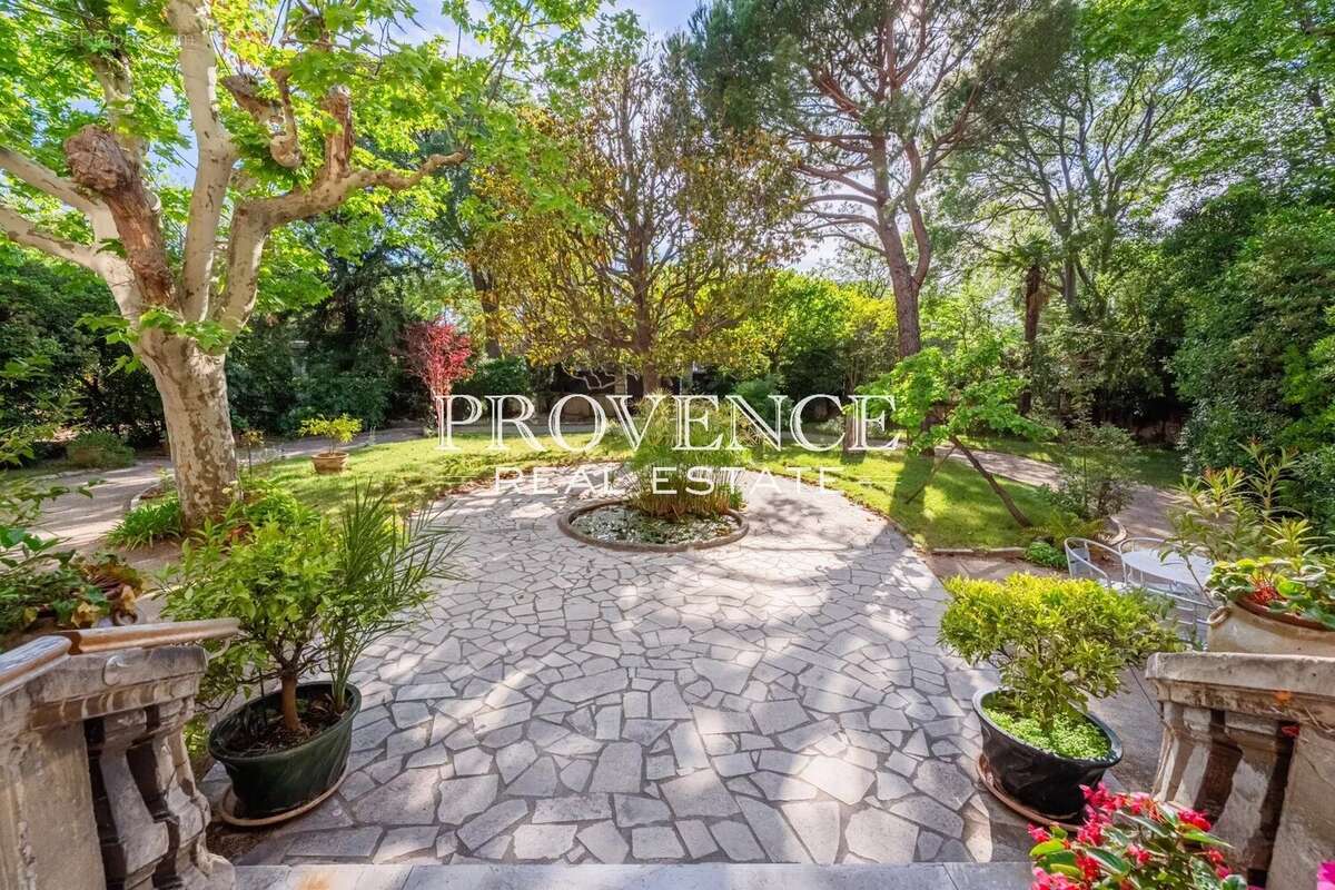 Maison à MARSEILLE-9E