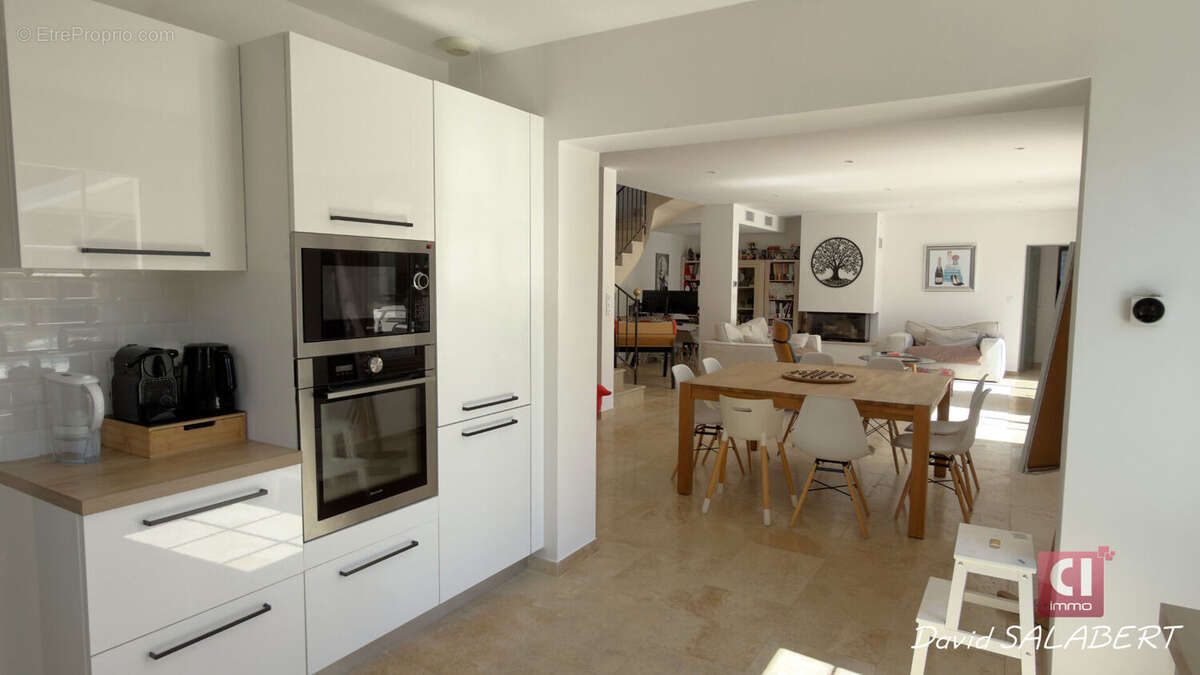 Maison à LORGUES