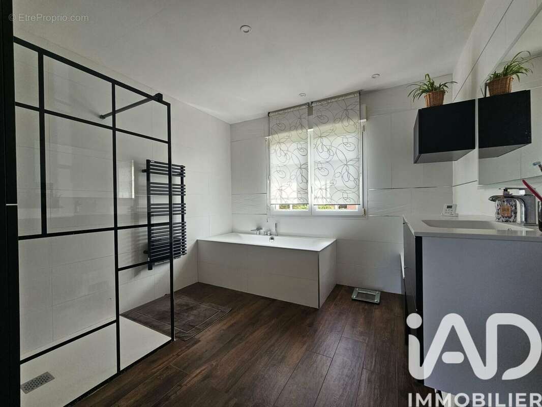 Photo 6 - Maison à SAINT-VENANT