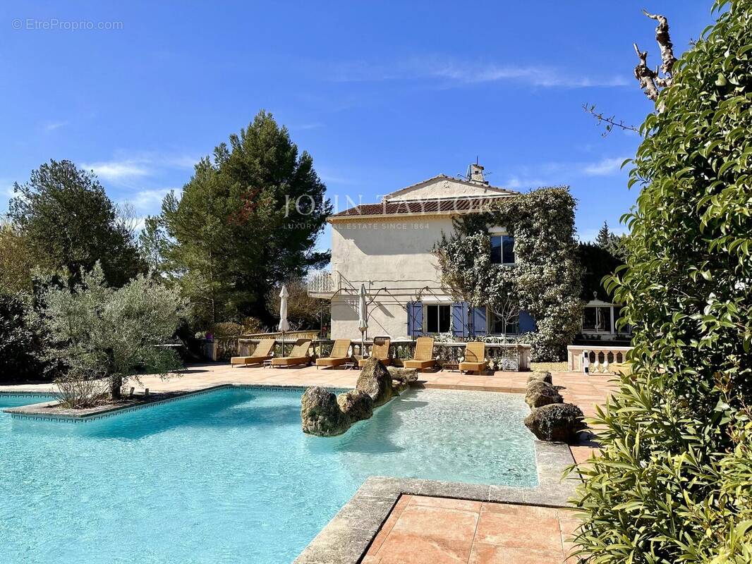 Maison à CHEVAL-BLANC