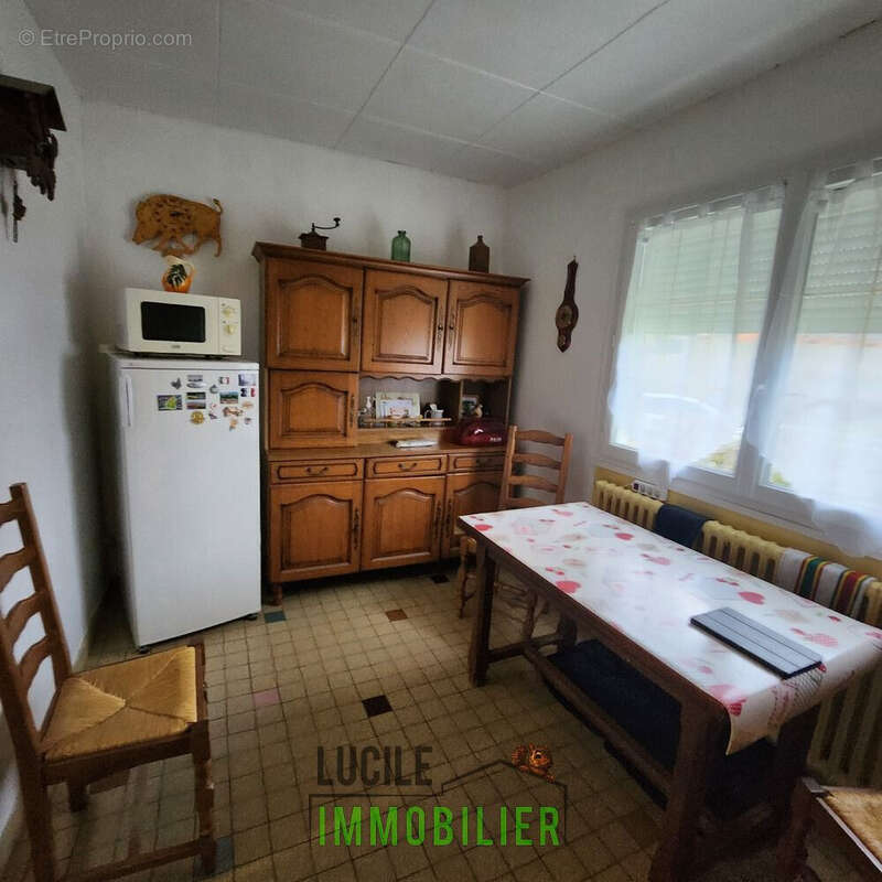 MAISON SUR SOUS SOL 3 - Maison à ERQUERY