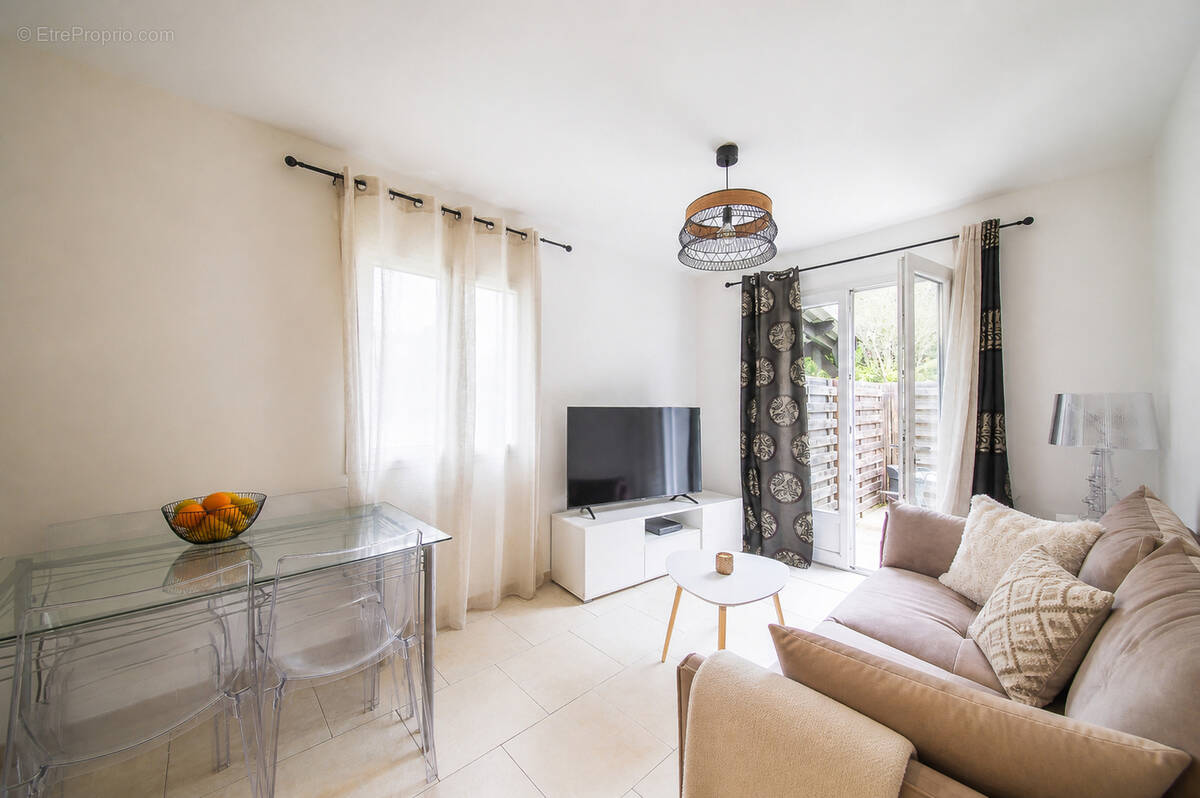 Appartement à CORTE