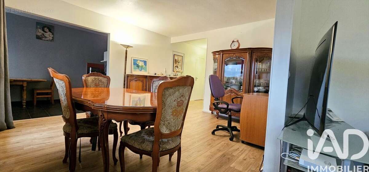 Photo 3 - Appartement à LES MUREAUX