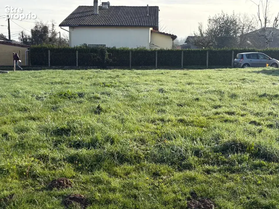 Terrain 610 m² à Paulhac  - photo 3