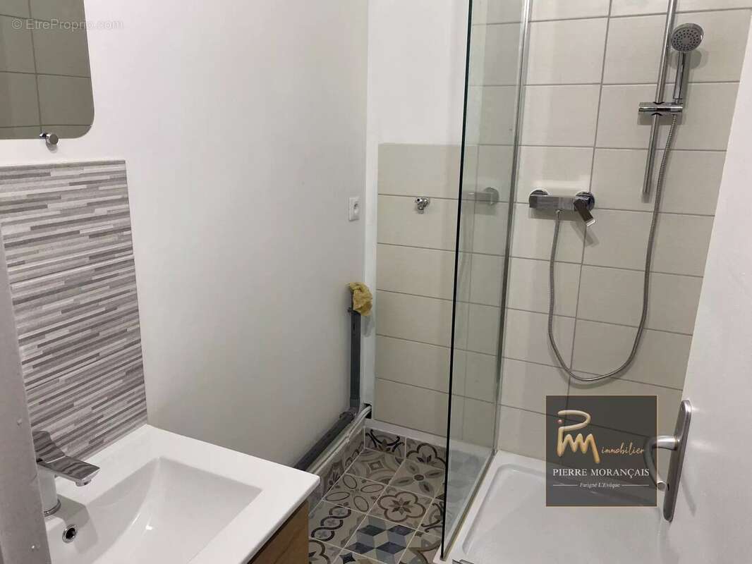 Appartement à MONTFORT-LE-GESNOIS