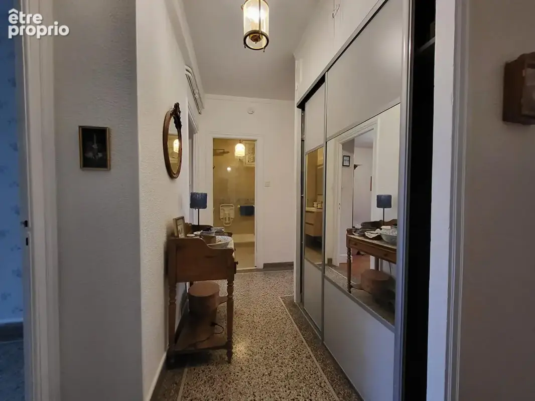 Appartement Type 3 proche des facultés et lycée - photo 5