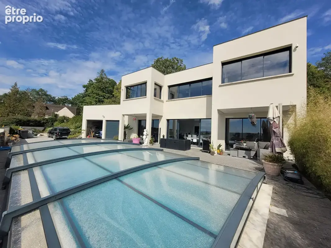 Photo Maison à Follainville-Dennemont au prix de 839 000€
