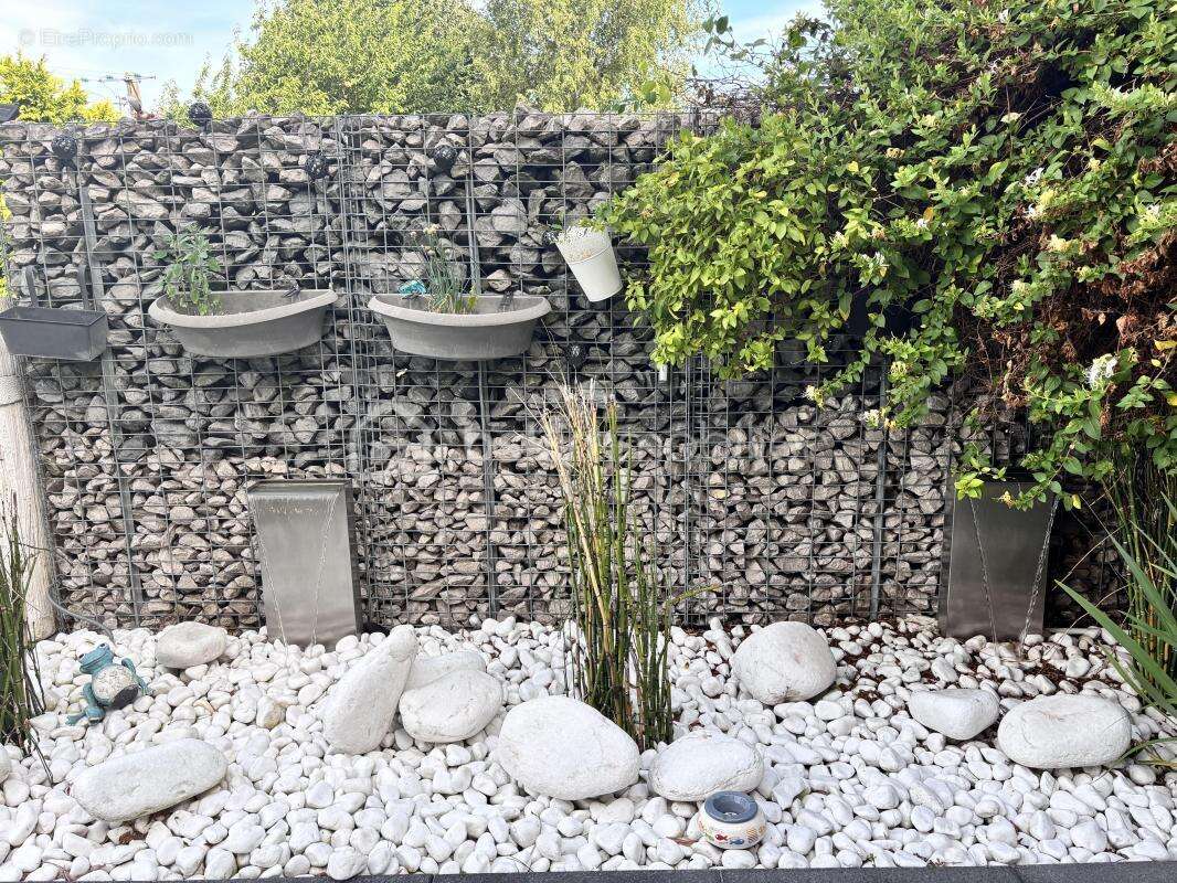 Maison à AUBRY-DU-HAINAUT