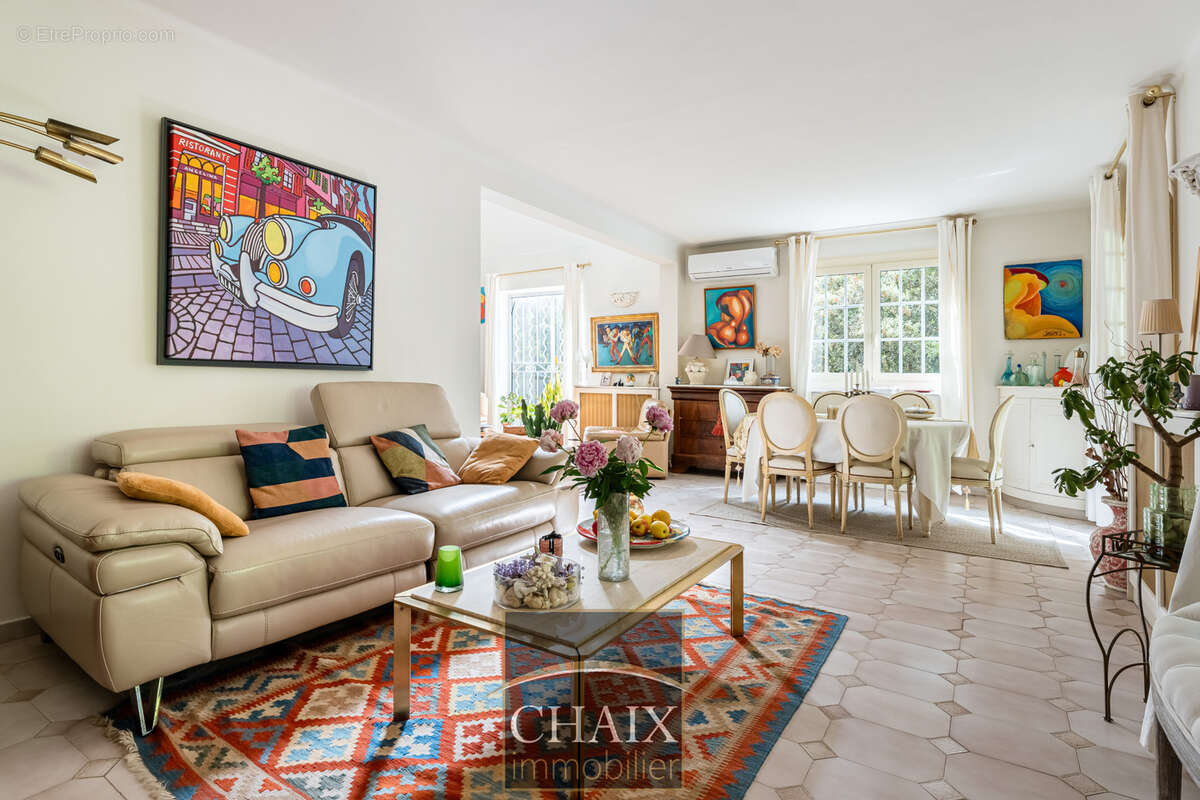Maison à ROQUEFORT-LA-BEDOULE