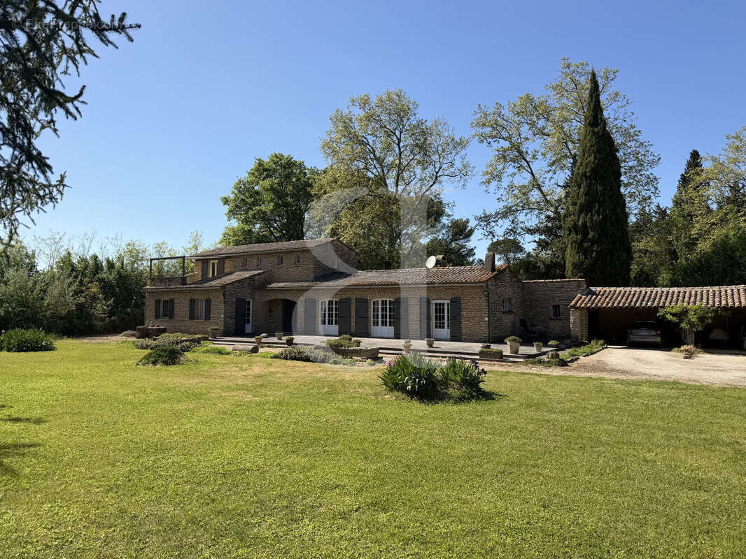 Maison à PLAN-D'ORGON