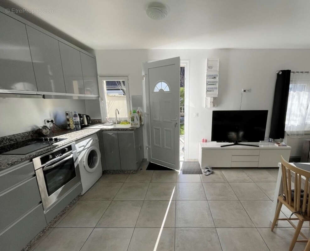 Maison à SARTROUVILLE