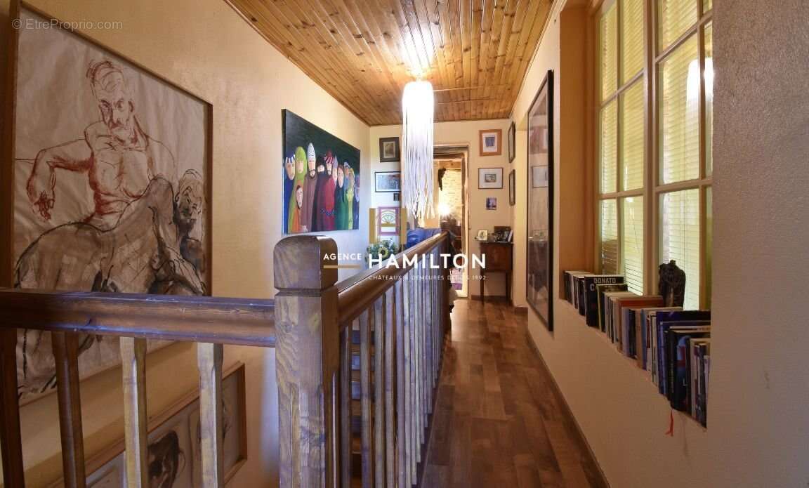 Maison d'artiste entre ciel, pierre et lumière - photo 14