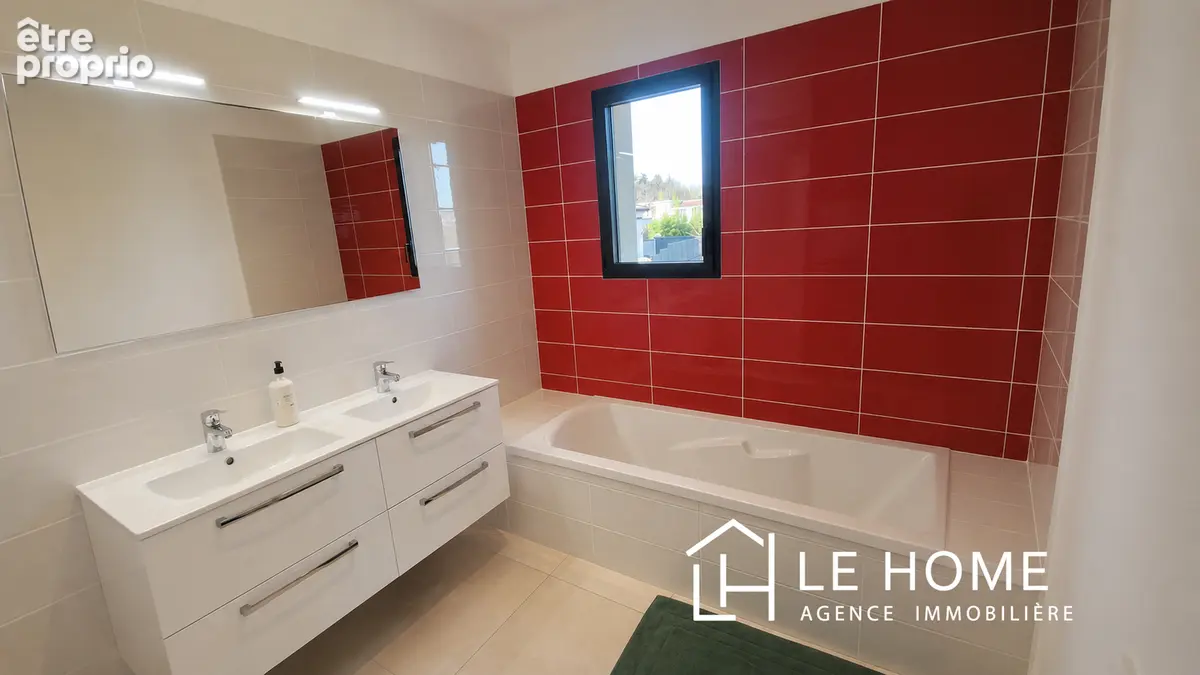 Maison Charbonnieres Les Bains 6 pièce(s) 156 m2 - photo 6
