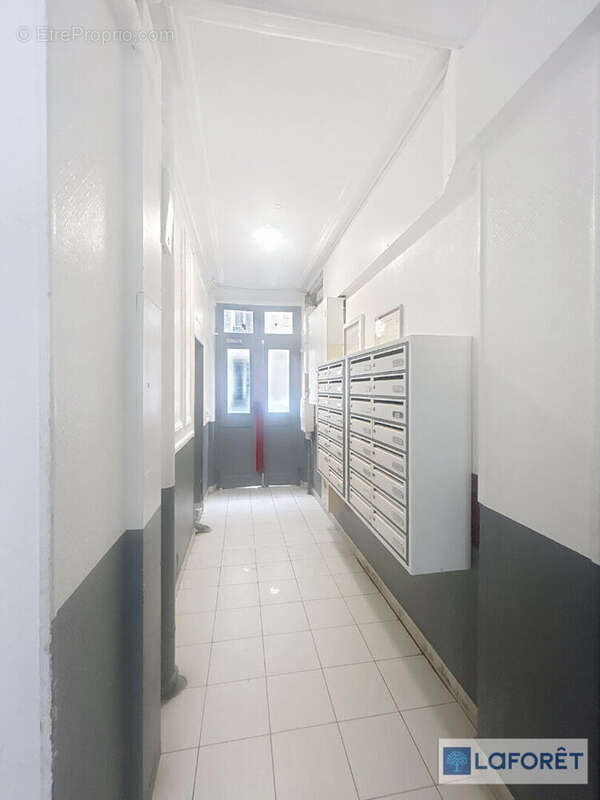 Appartement à PARIS-18E