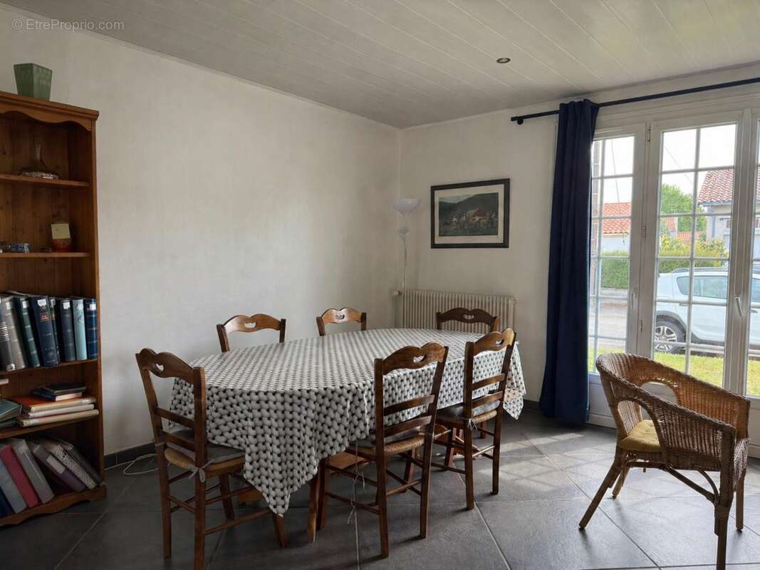 Maison à SAINT-LEGER-SOUS-CHOLET