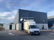 Commerce à LE CANNET-DES-MAURES