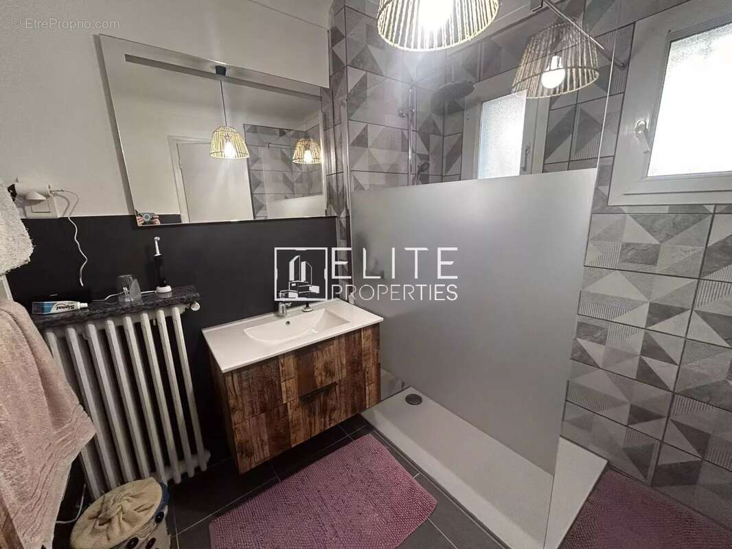 Maison à PEYMEINADE