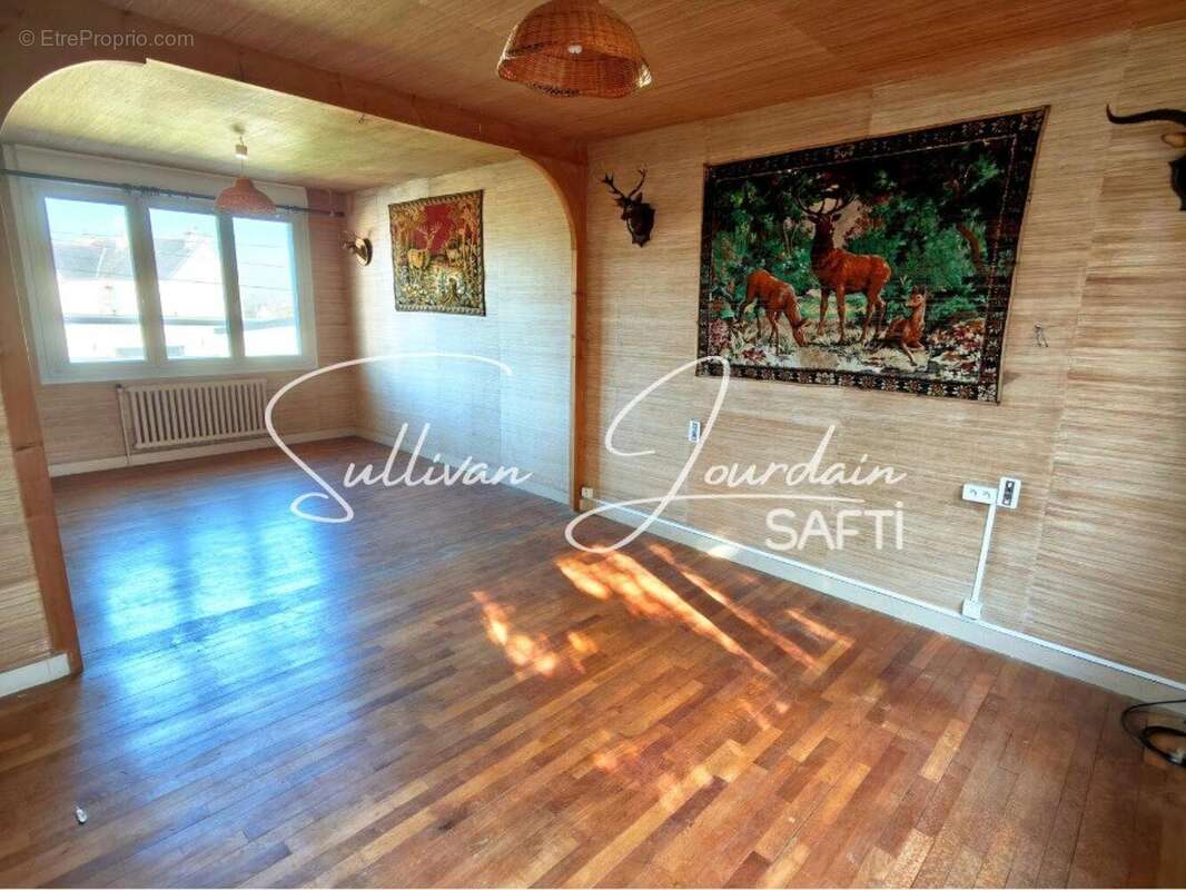 Photo 3 - Maison à SAINT-MARTIN-DES-CHAMPS