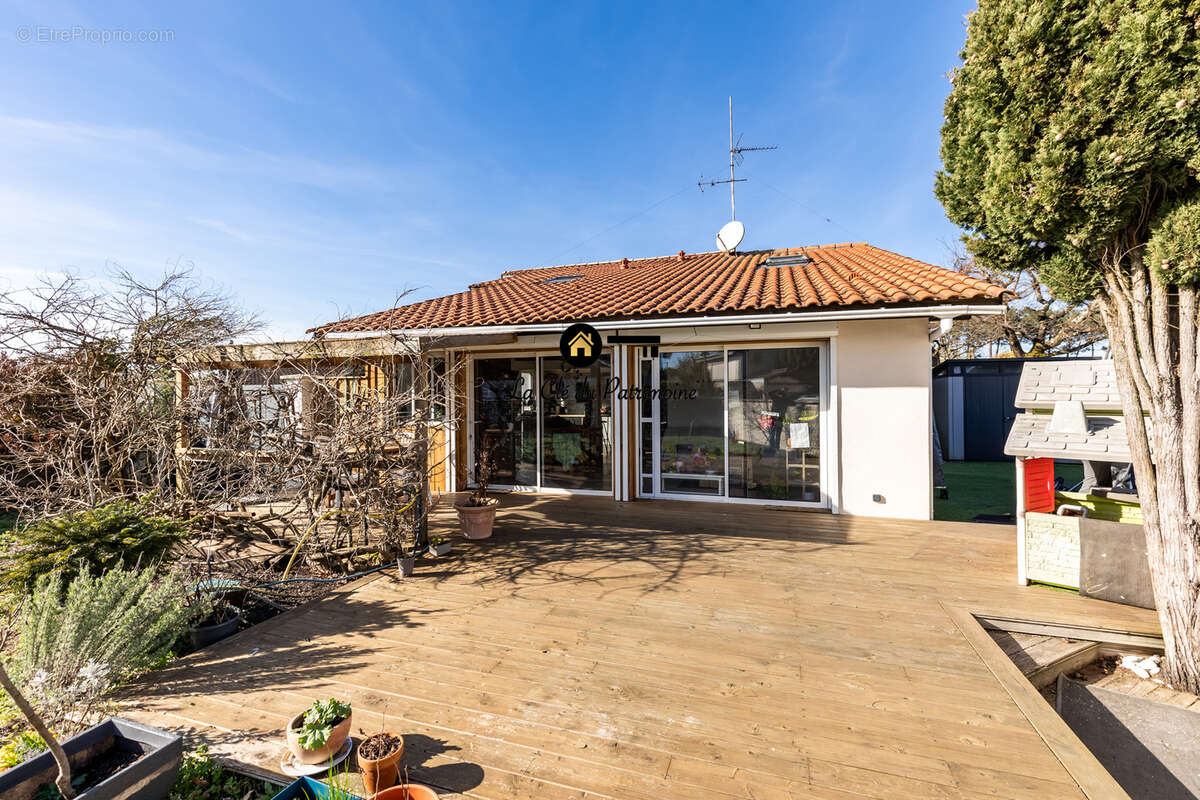 Maison à GUJAN-MESTRAS