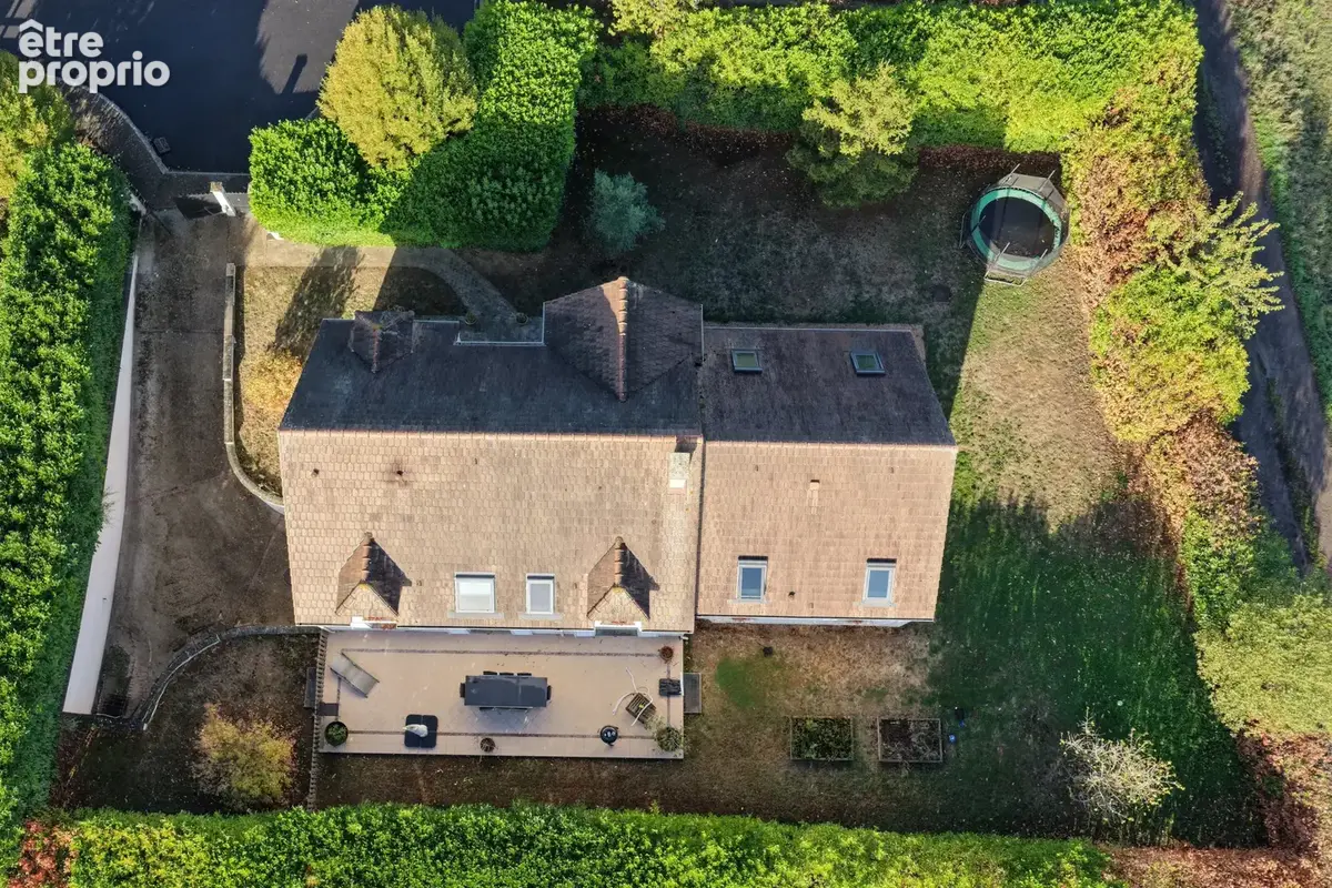 Belle et grande maison familiale - 290m2 au sol - 6 chambres - sous-sol total - photo 1