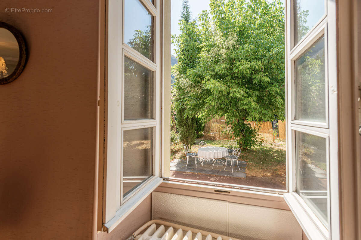 Maison à vendre 6 pièces SONNAZ (73) - Hameau de Montagny avec parc arboré de 2600 M² - photo 11