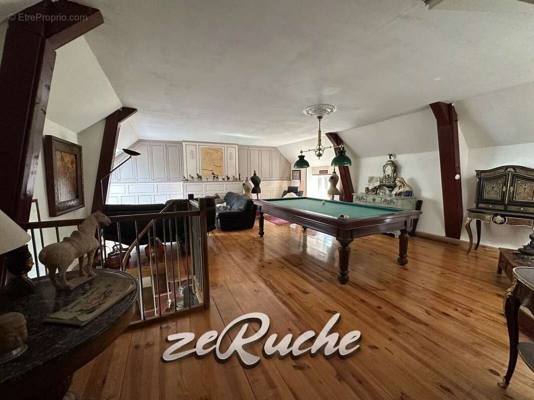 Grande maison de caractère à Cahagnes de 411m², 3 chambres d'hôtes et 2 gîtes - photo 9