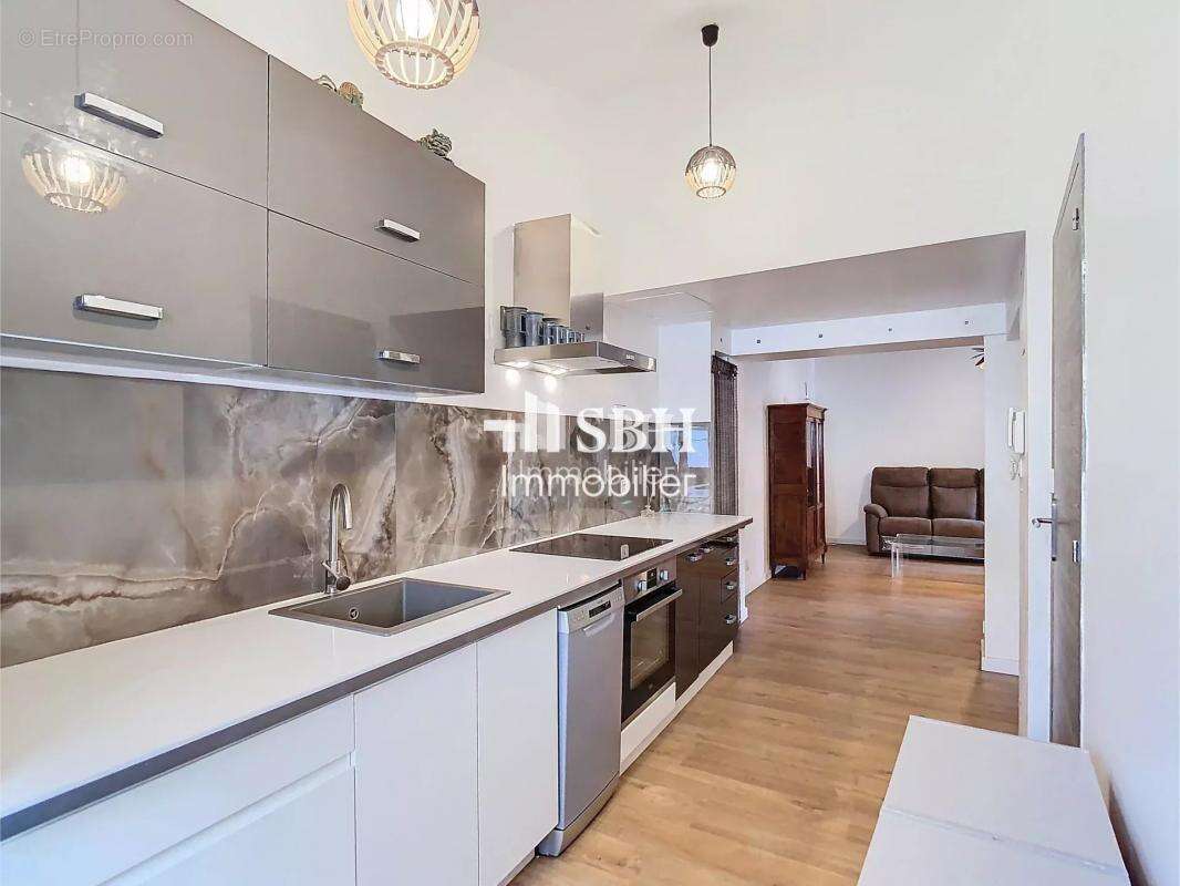 Appartement à L&#039;ISLE-SUR-LA-SORGUE