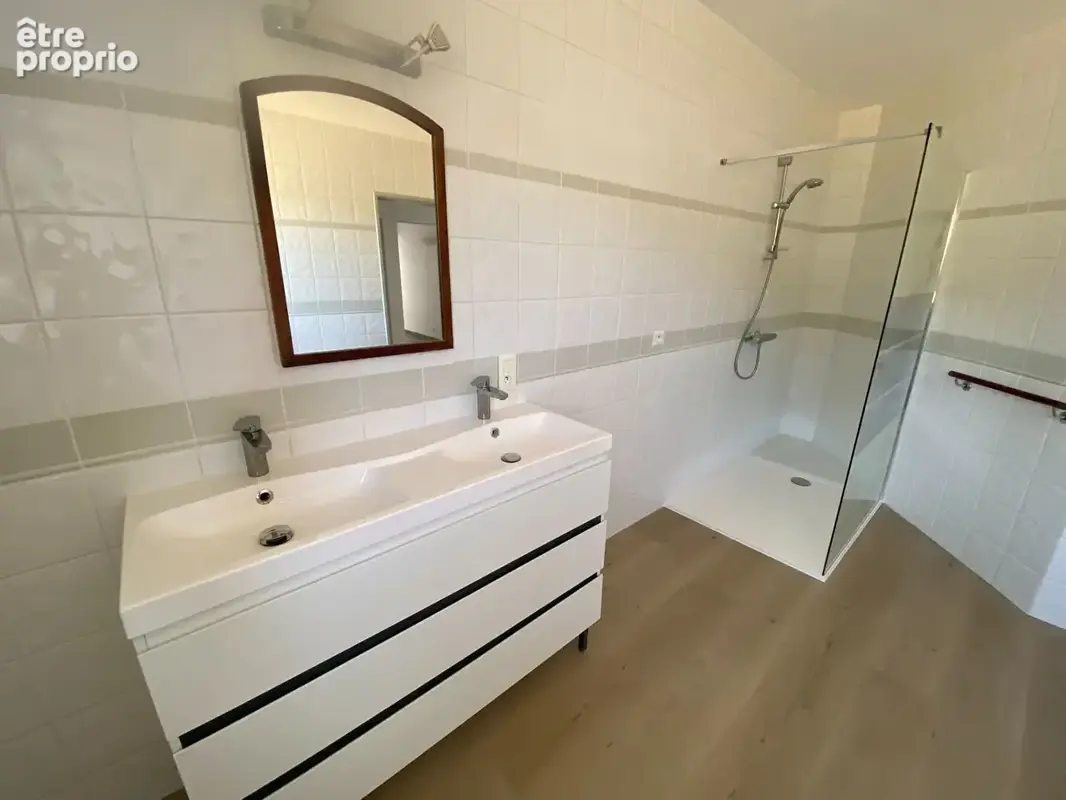 Villa de PLAIN PIED avec une VUE INCROYABLE et CAVE surprenante ! - photo 18
