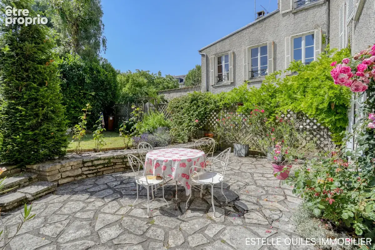Maison VERSAILLES MONTREUIL 195 m2   4 chambres, 1 bureau   Jardin avec vue clocher   Calme absolu - photo 12