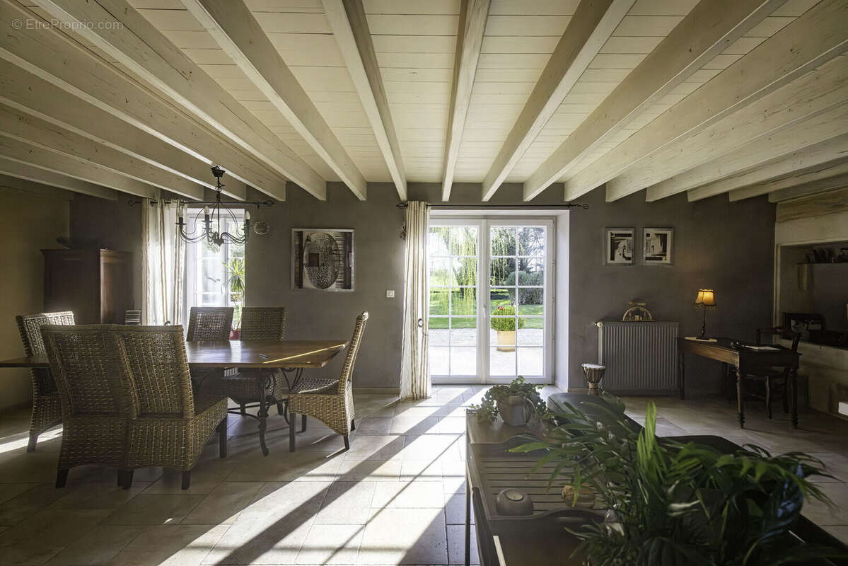 R5LP3244 - Maison à PRAHECQ