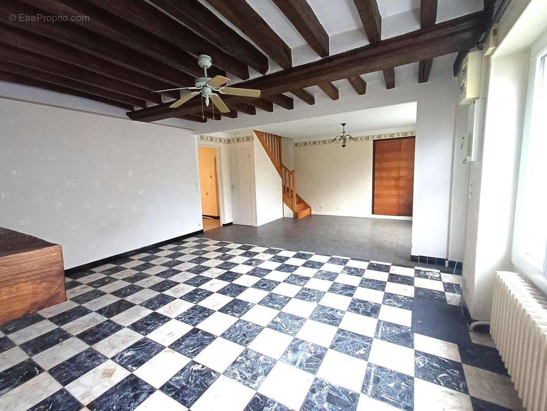 Photo 2 - Maison à COURTALAIN