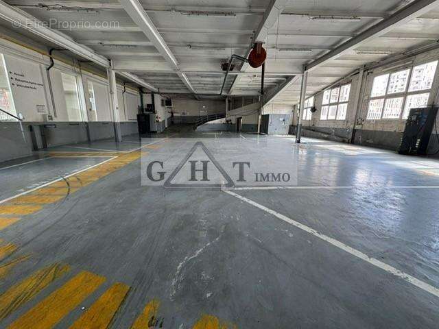 Commerce à IVRY-SUR-SEINE