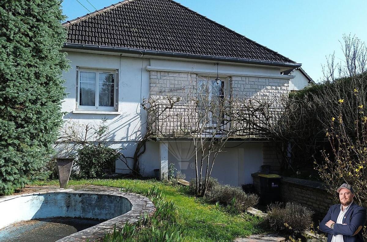 Maison à COULANGES-LES-NEVERS