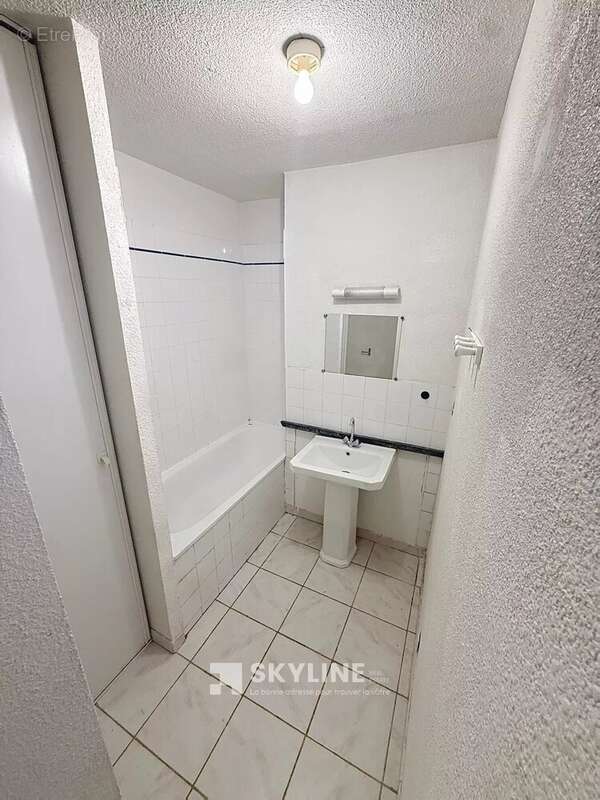 Appartement à MARSEILLE-2E