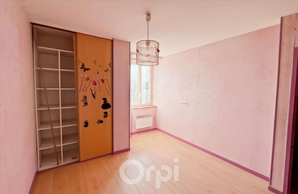 Appartement à AMBAZAC