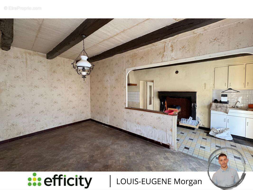 Maison à SAINT-SECONDIN