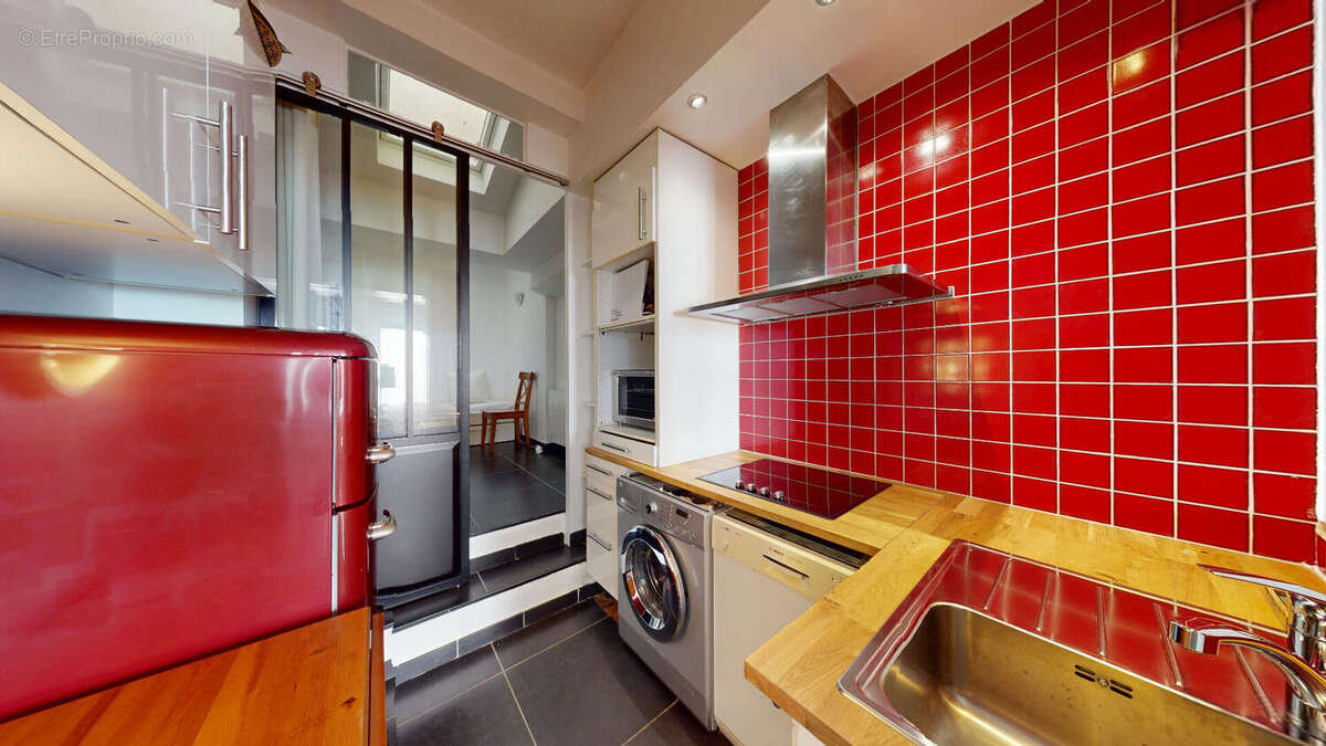 Appartement à PARIS-14E