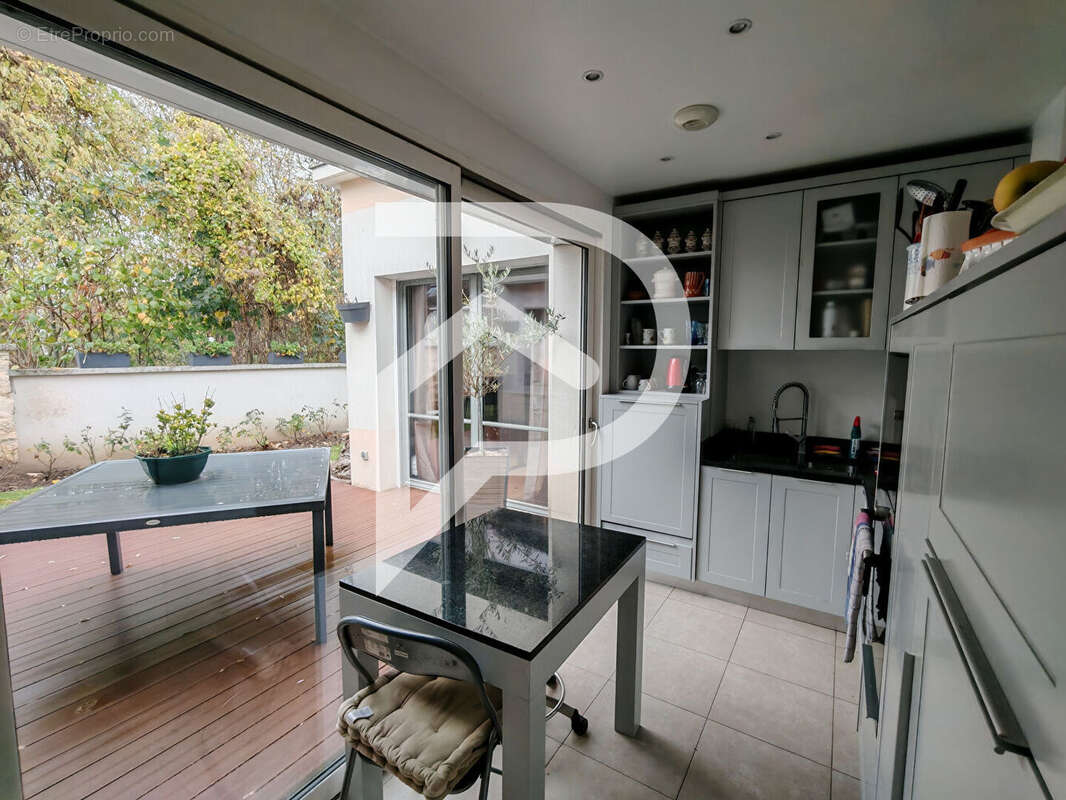 Maison à L&#039;ISLE-ADAM