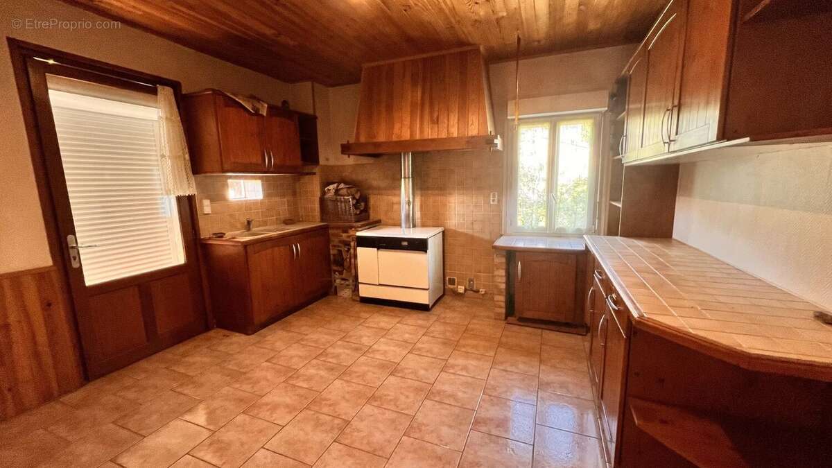 Maison à LA COQUILLE