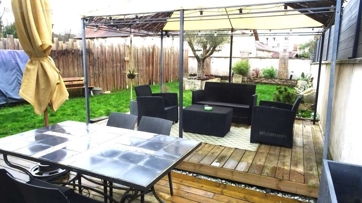 Maison à CHEVIGNY-SAINT-SAUVEUR