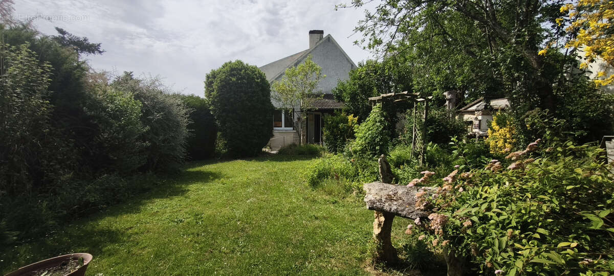 Maison à HEROUVILLE