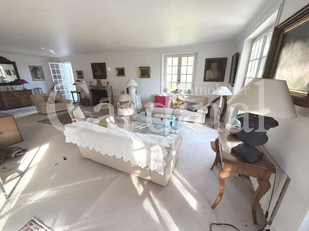 Maison à NOISY-LE-ROI