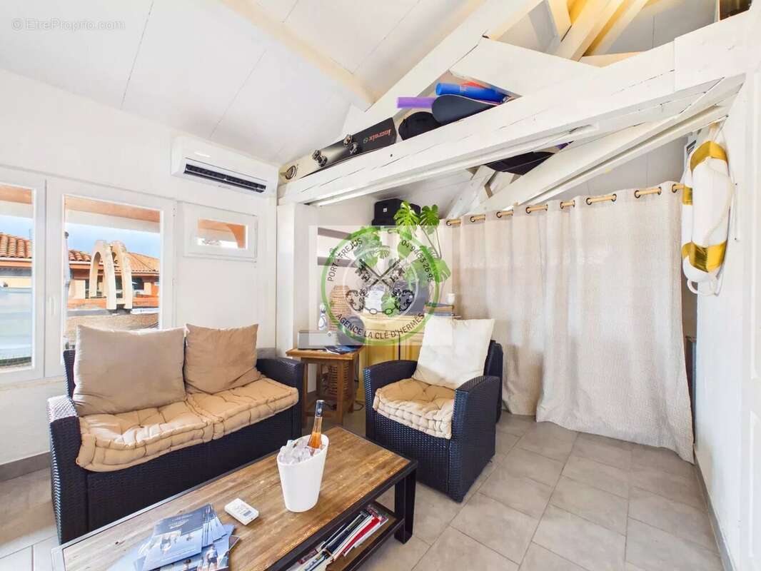 Commerce à SAINT-RAPHAEL