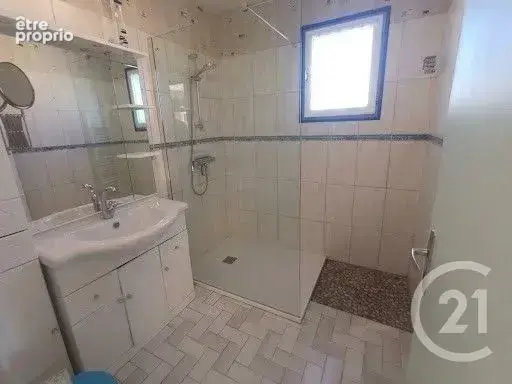 Maison 4 pièces 85 m² à vendre à Semussac (17120) - photo 4