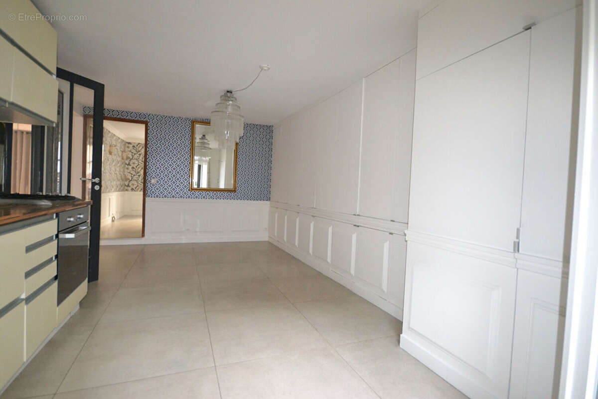 Appartement à PARIS-9E