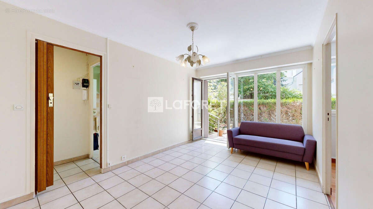 Appartement à NANTERRE