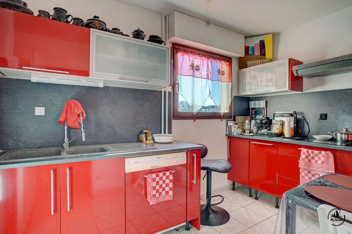 Appartement à SAINT-ETIENNE