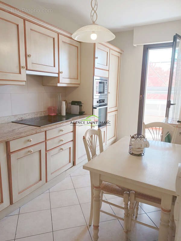 Appartement à MANDELIEU-LA-NAPOULE
