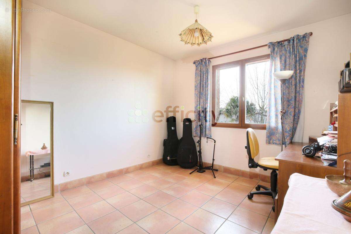 Maison à SAINTE-FOY-D'AIGREFEUILLE