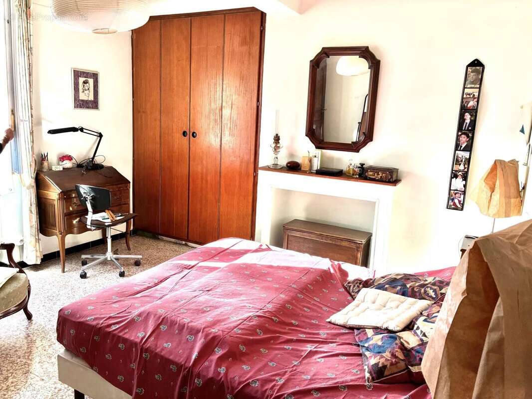 Maison à MEYRARGUES